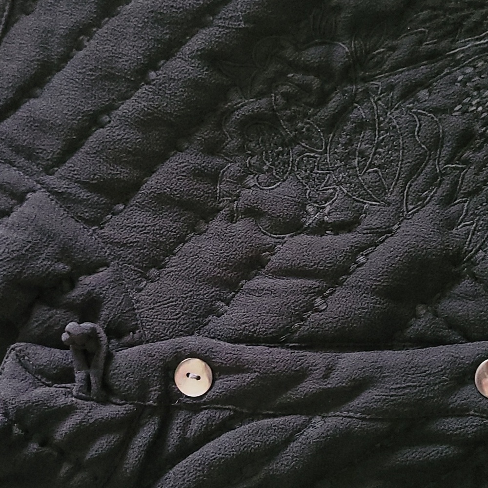 Chico's Design Artsy, Embroidered Black Vest 3=16/XL. - Picture 5 of 14